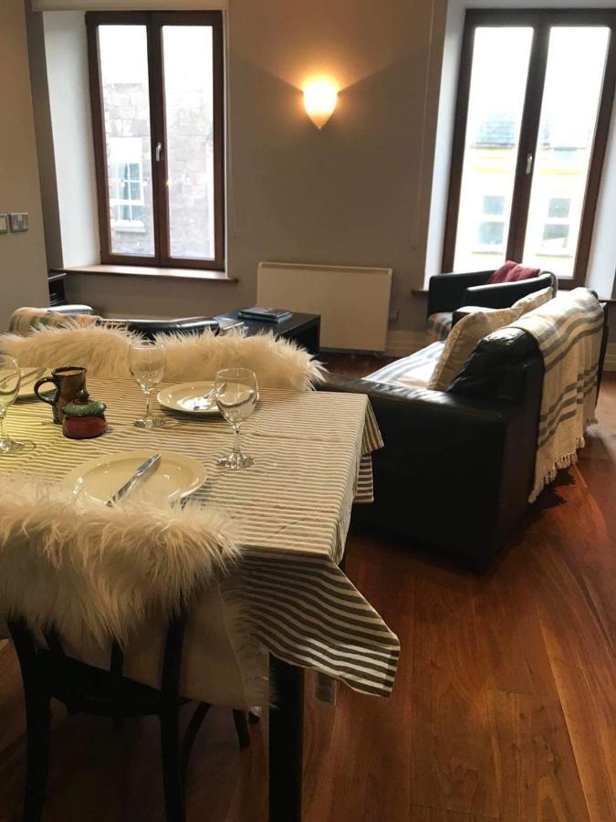 Centre Of Dingle Town - Luxury Holiday Apartment エクステリア 写真