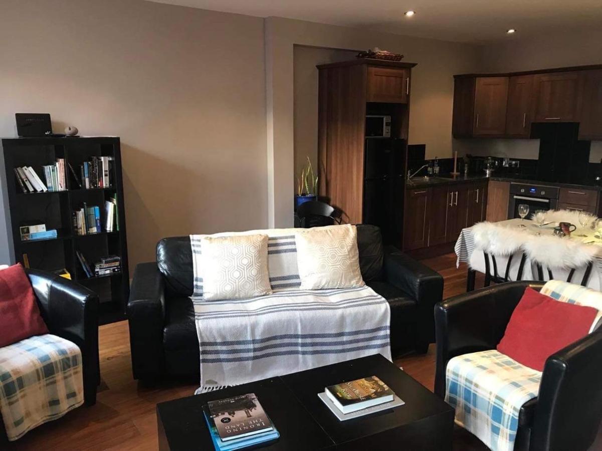 Centre Of Dingle Town - Luxury Holiday Apartment エクステリア 写真