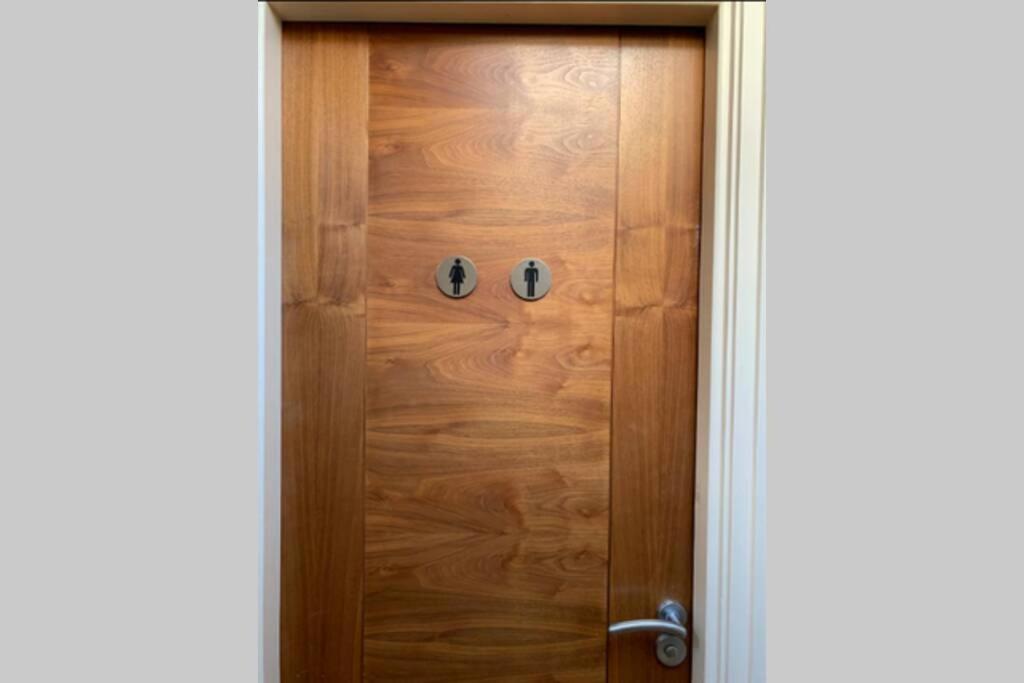 Centre Of Dingle Town - Luxury Holiday Apartment エクステリア 写真