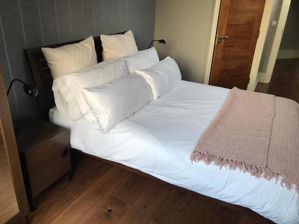 Centre Of Dingle Town - Luxury Holiday Apartment エクステリア 写真